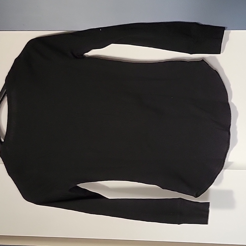 Old navy waffle shirt - Picture 2 of 4